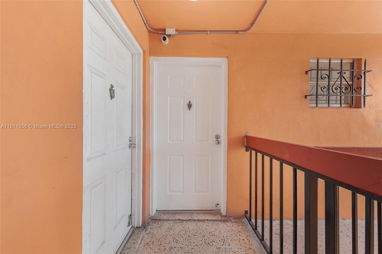 420 Nw 12th Ave #41 - Photo 4 of 23