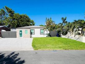 872 Nw 16th Ter - Photo 1 of 1