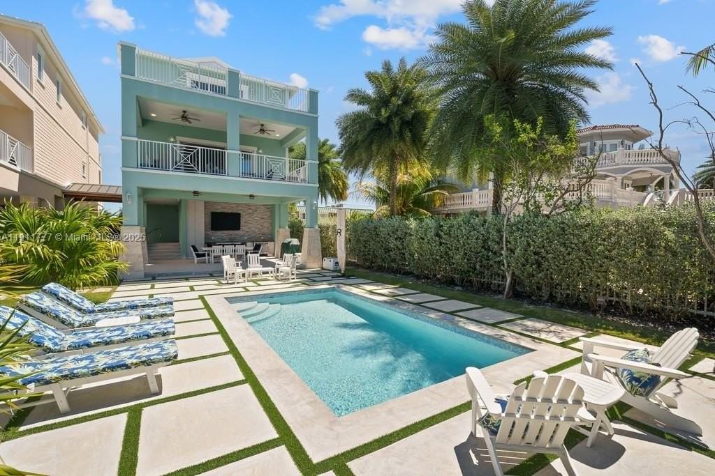 112 Avenue D #1 - Photo 5 of 50