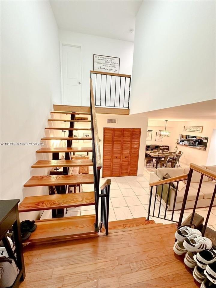 5975 (address hidden) #902 - Photo 2 of 13