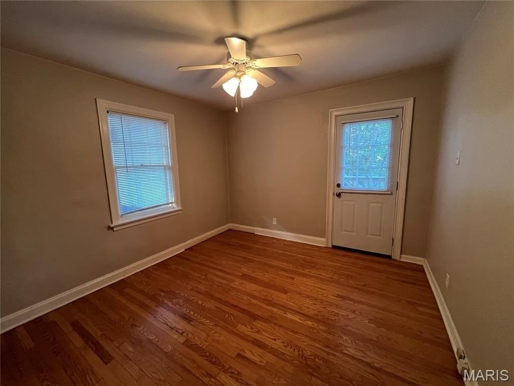 2521 Cecelia Ave - Photo 4 of 14