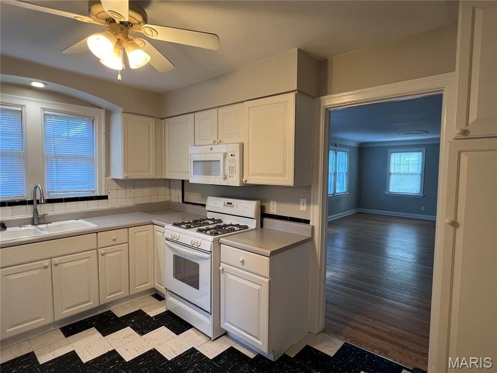 2521 Cecelia Ave - Photo 7 of 14