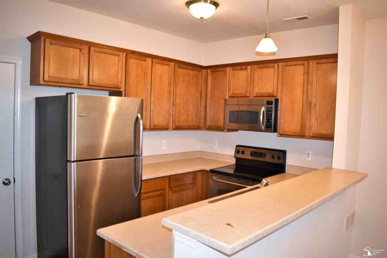 609 Powell Dr - Photo 7 of 23