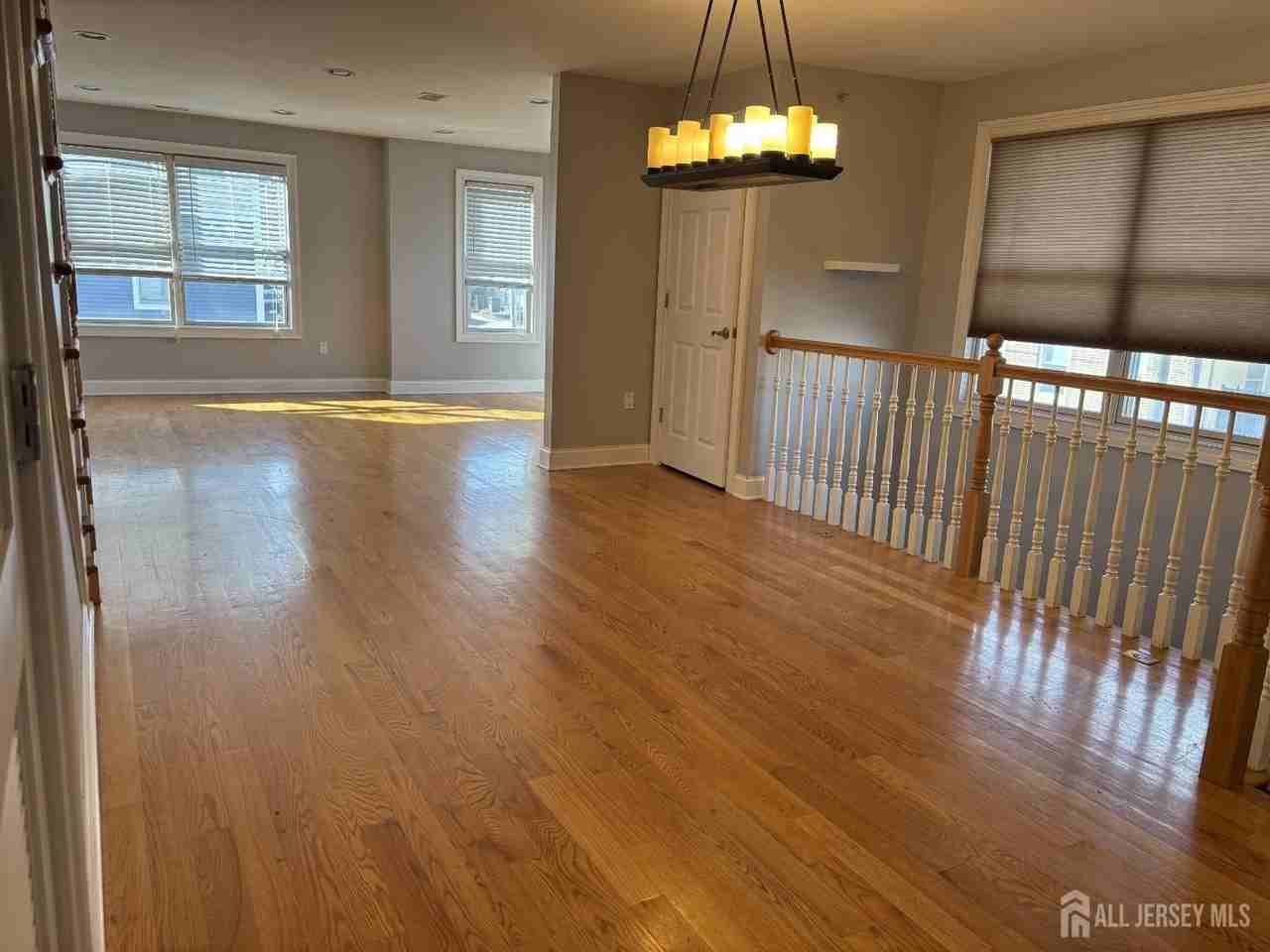 112 N Broadway #G - Photo 4 of 40