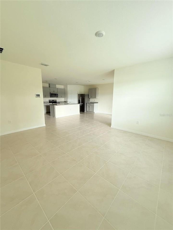 368 Conway Ave - Photo 5 of 23