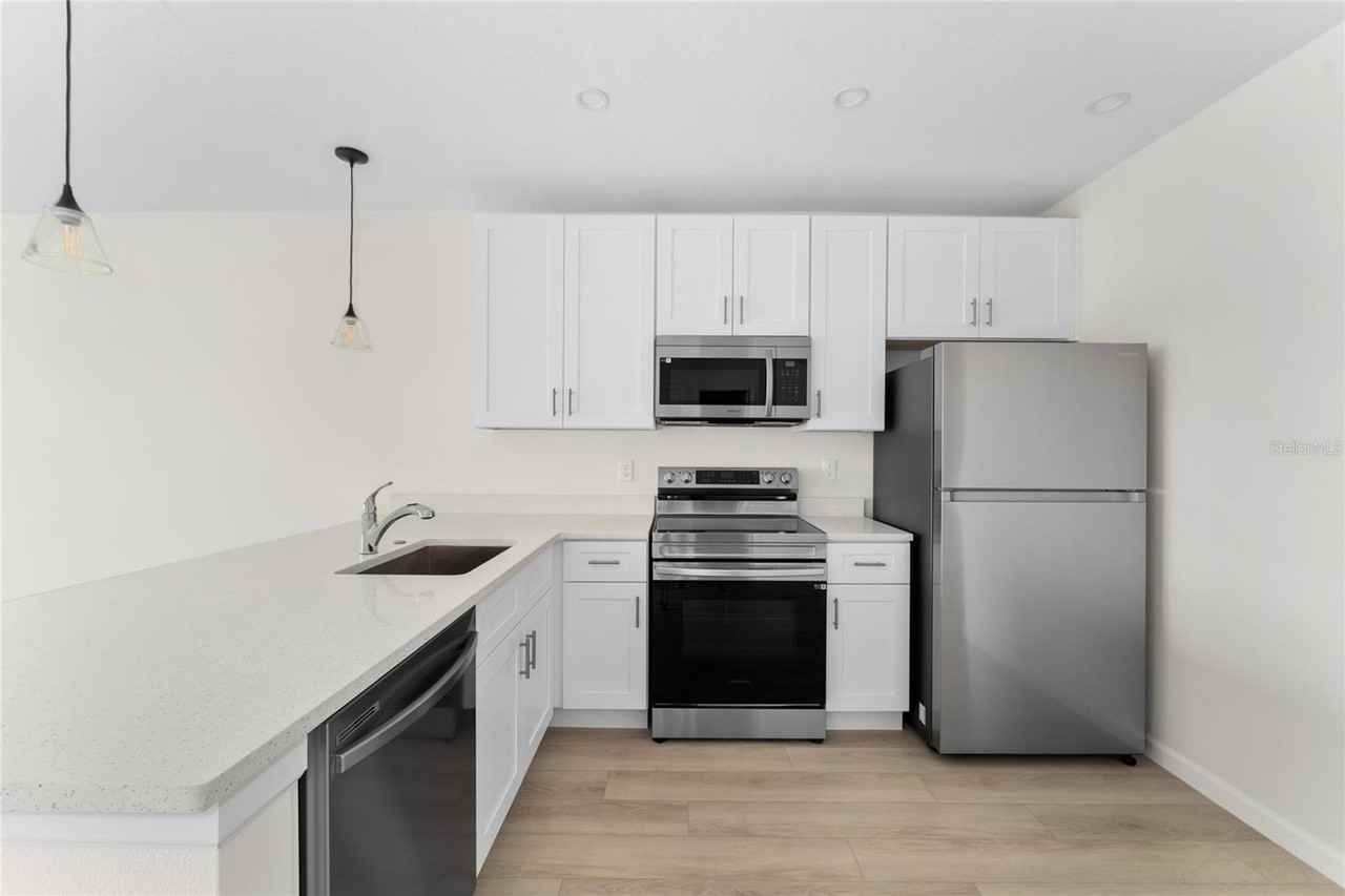 2545 Slim Haywood Ave - Photo 6 of 16