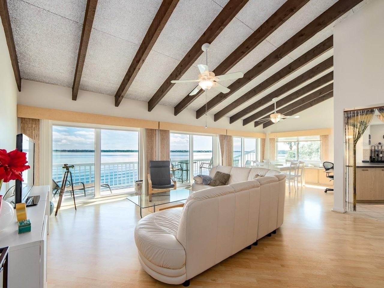 1401 Gulf Blvd #215 - Photo 3 of 44