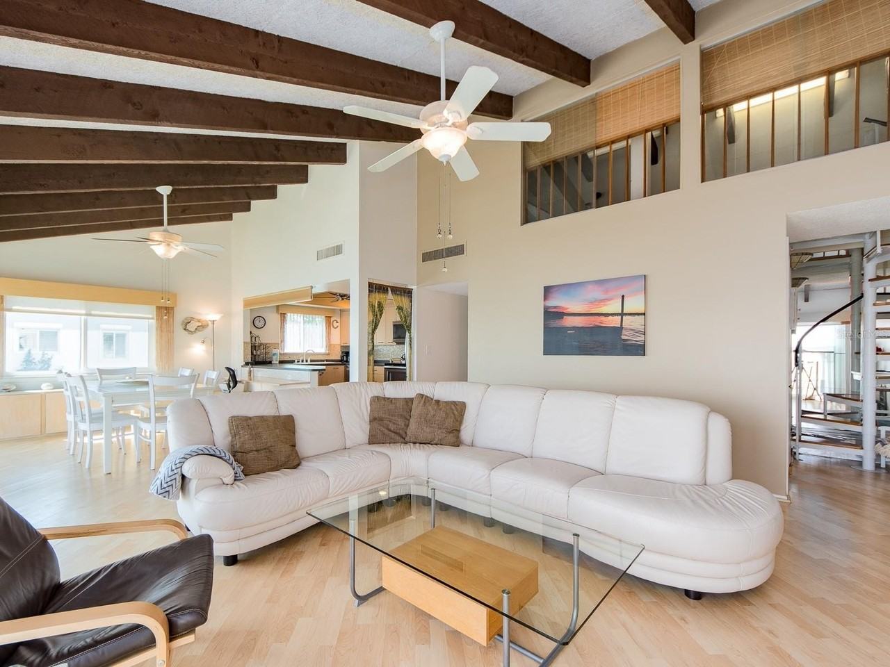 1401 Gulf Blvd #215 - Photo 6 of 44