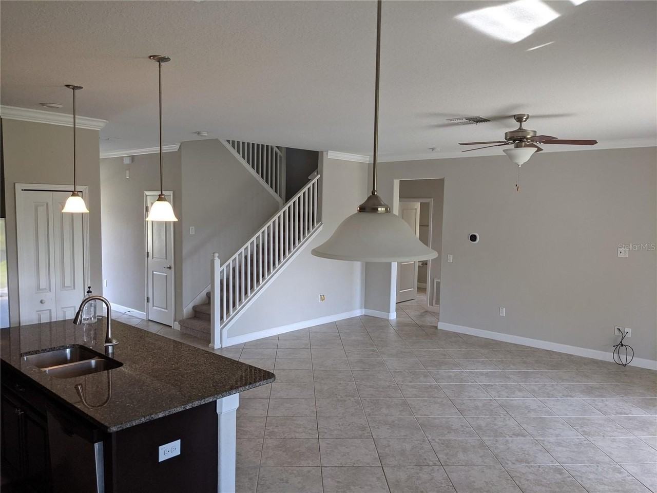 11120 Purple Martin Blvd - Photo 5 of 27