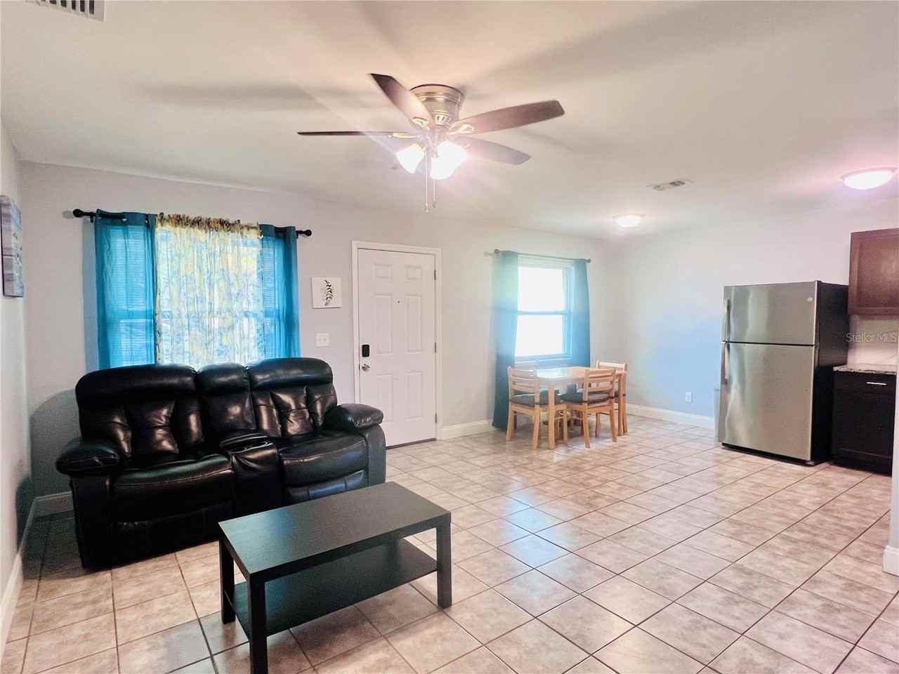 5202 Laurel Pl - Photo 4 of 20