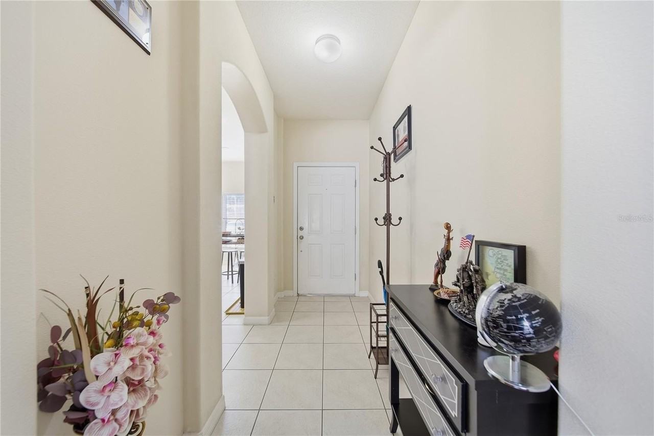 31155 Flannery Ct - Photo 3 of 20