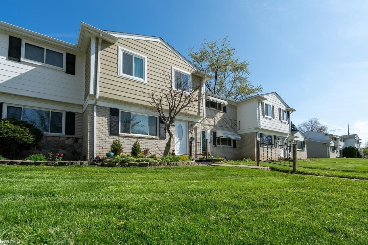 123 Mark Dr - Photo 4 of 36