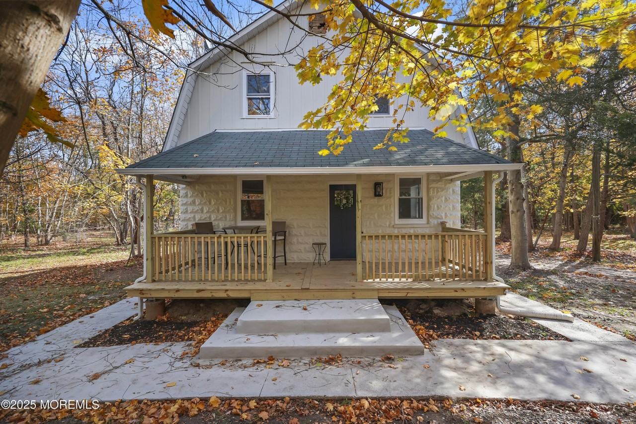 400 1st Ave - Photo 2 of 50