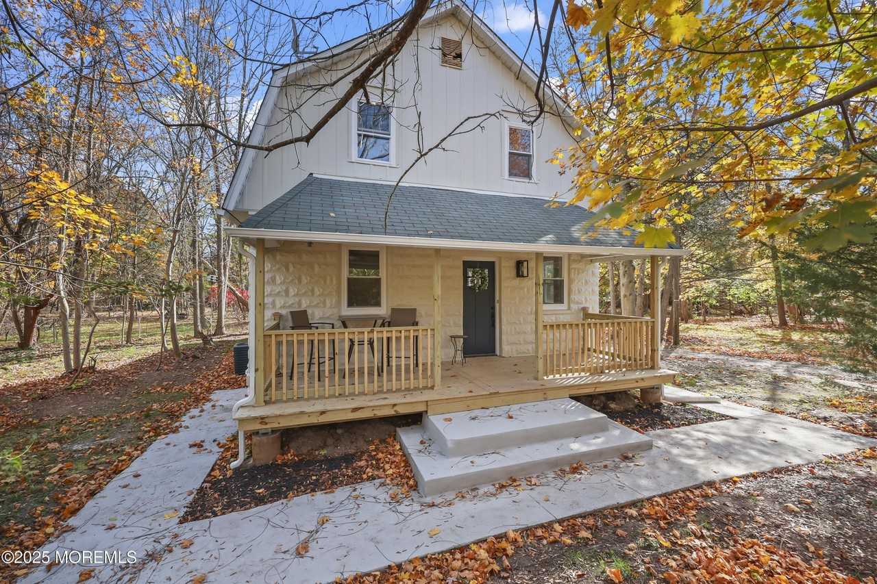 400 1st Ave - Photo 3 of 50