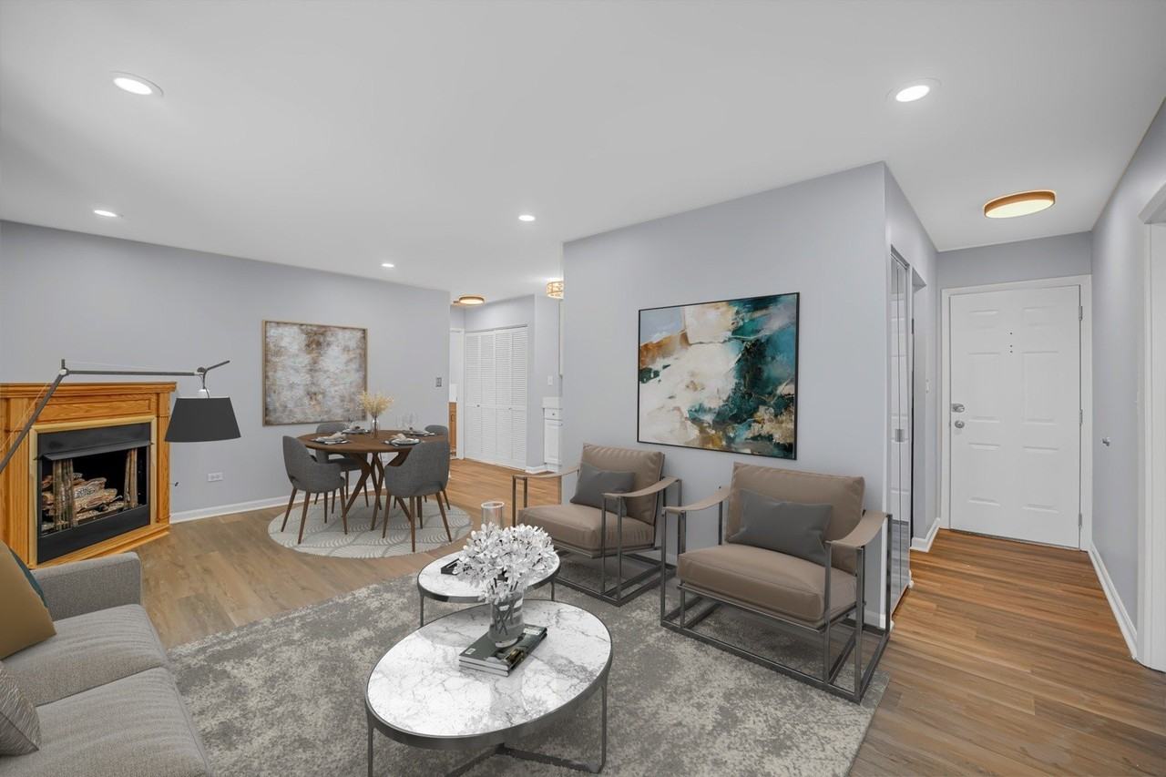 5420 North Sheridan Road #501 - Photo 3 of 22