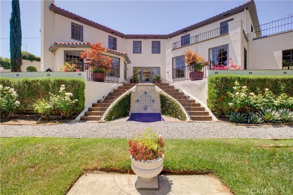 1205 W Highland Ave - Photo 3 of 32