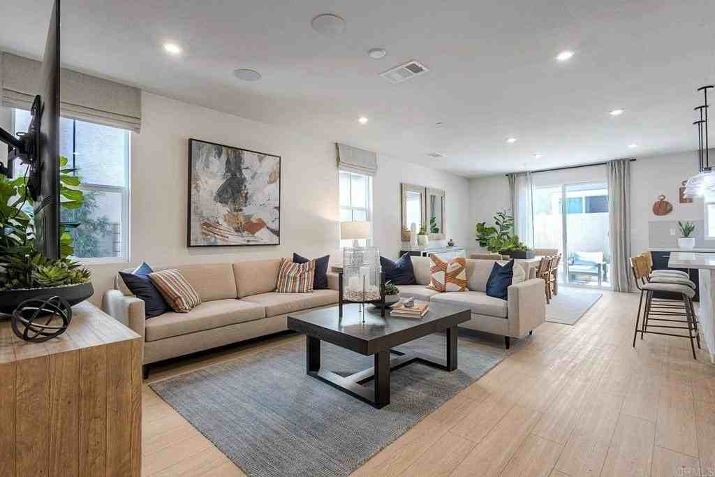 26546 Bonneau Ln - Photo 5 of 35