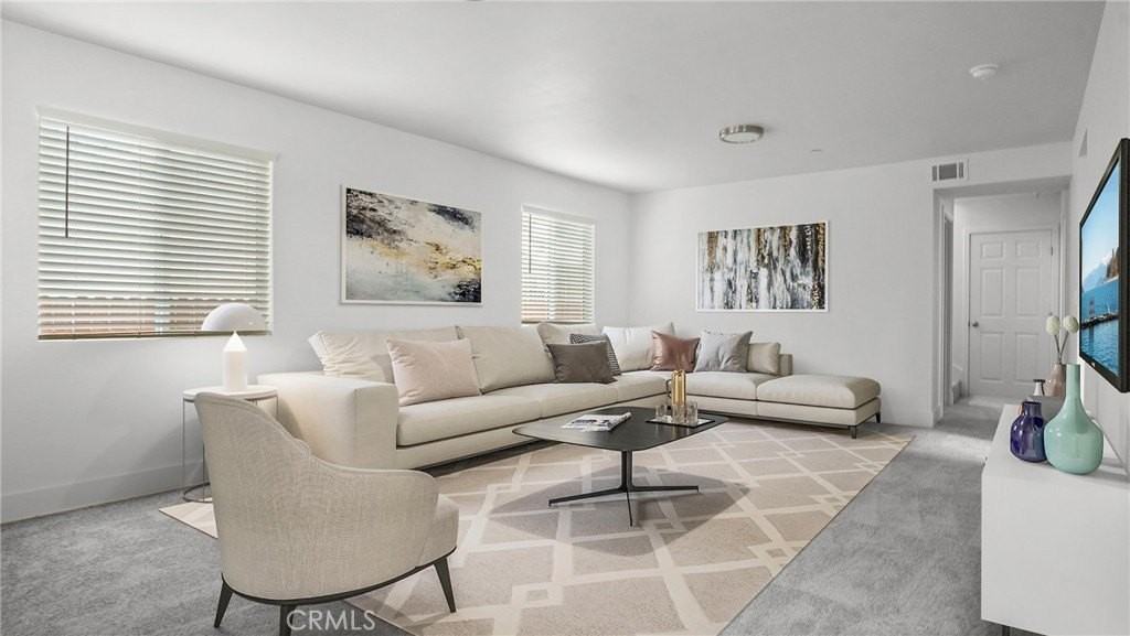 330 E 101st St - Photo 2 of 15