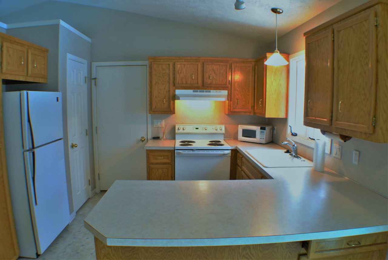 3911 Pebblefield Dr - Photo 3 of 15