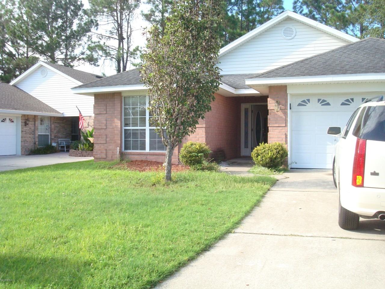 7501 Cliff Cottage Dr - Photo 2 of 21