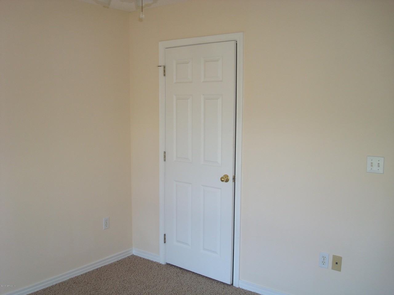 7501 Cliff Cottage Dr - Photo 3 of 21