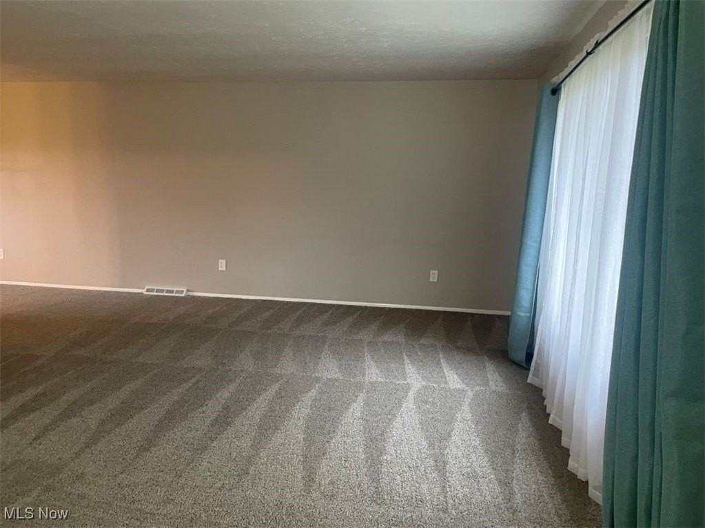 14292 Trenton Ave - Photo 5 of 19