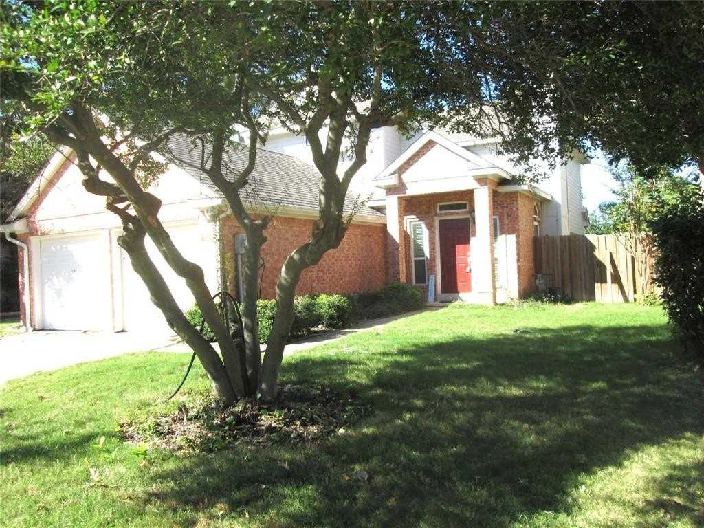 1305 Berkeley Ct - Photo 2 of 34