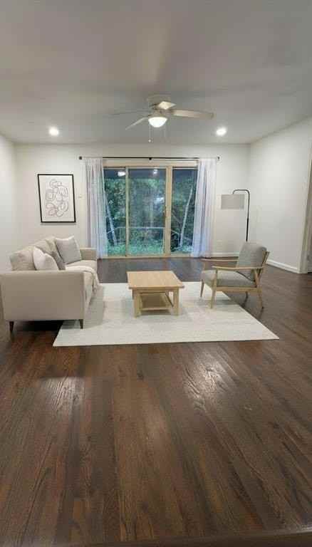 1406 Eastus Dr - Photo 4 of 22