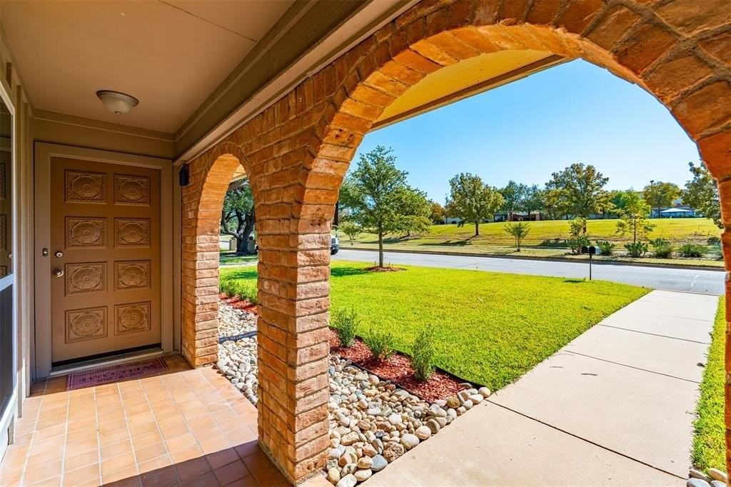 4912 Arborlawn Dr - Photo 2 of 16