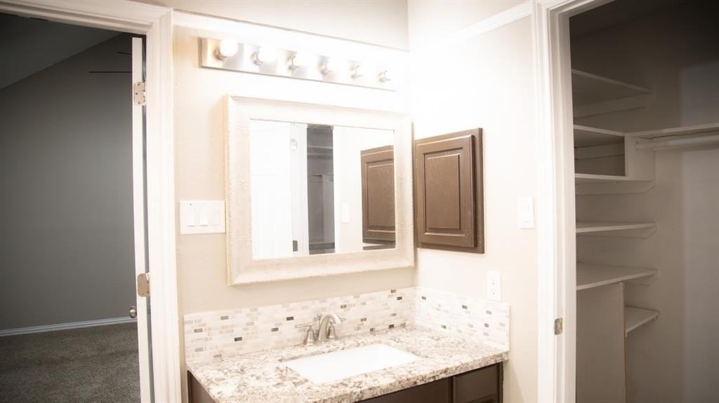 2129 Fawn Ridge Trl - Photo 2 of 30