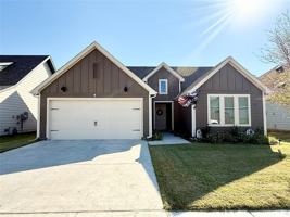 featured image of 11312 Evergreen Ln