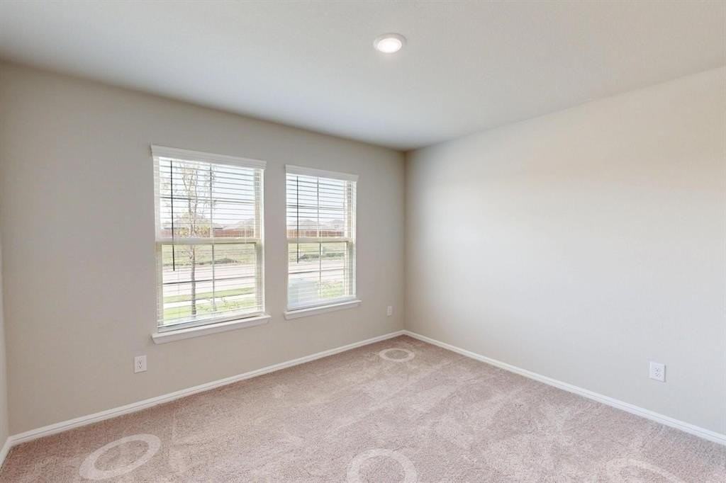 1704 Gulin St - Photo 7 of 40