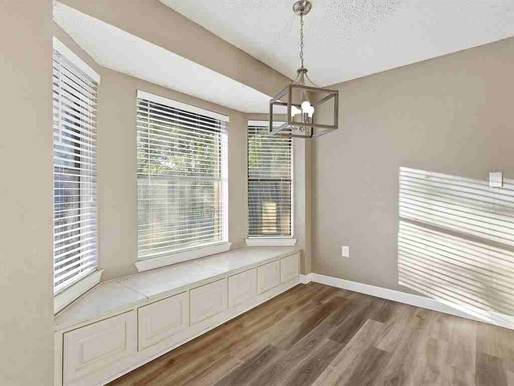 417 Saddle Rd - Photo 4 of 15