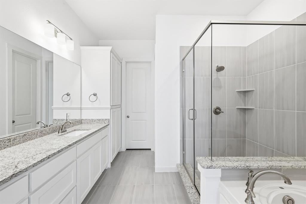 137 Claire Drive - Photo 7 of 32