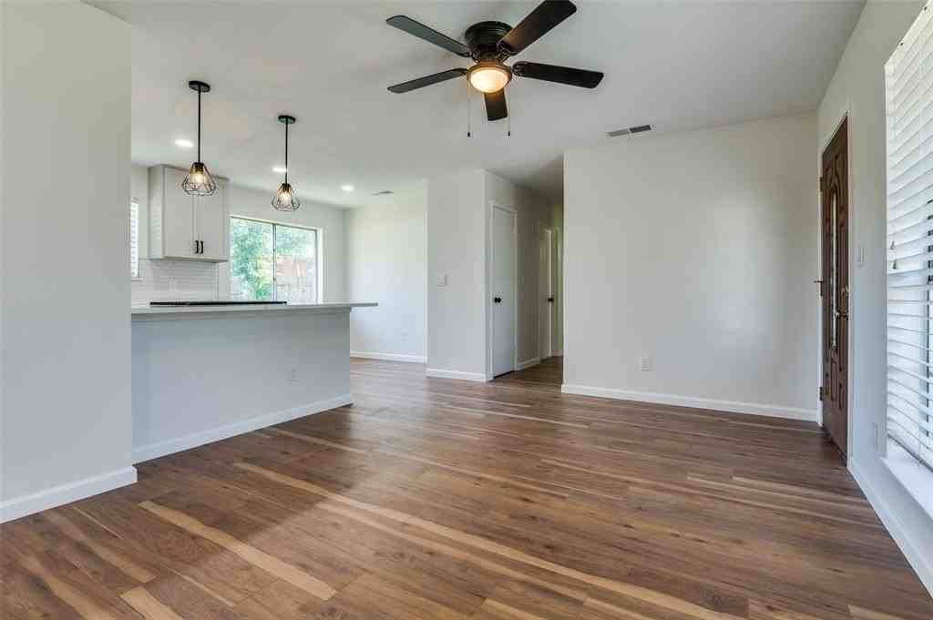 14217 Carla Dr - Photo 7 of 24