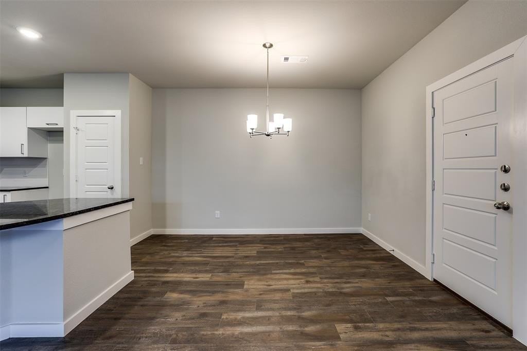 657 Blackland Dr - Photo 6 of 27