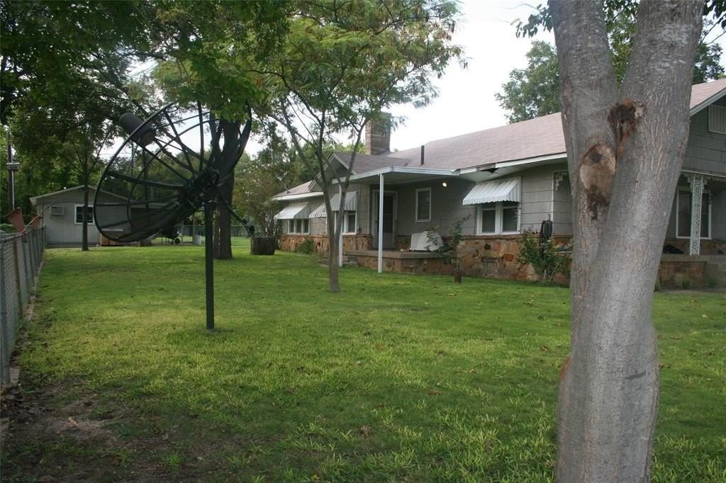 1390 E Fm 1187 - Photo 2 of 26