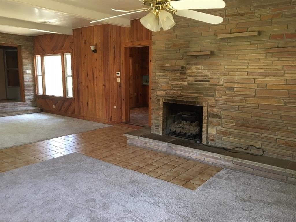 1390 E Fm 1187 - Photo 4 of 26