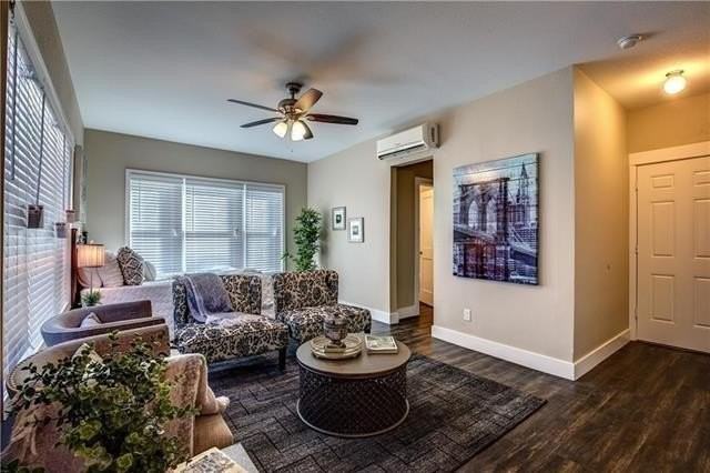 615 N Marsalis Ave #4 - Photo 4 of 19