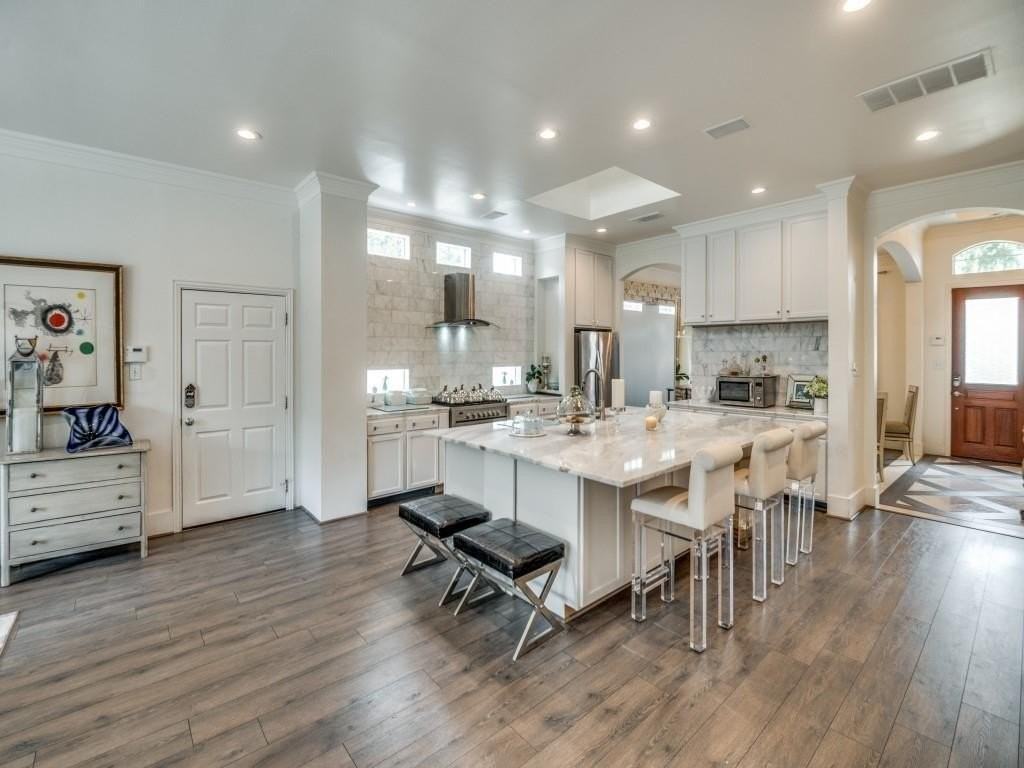 6702 Oriole Dr - Photo 5 of 12