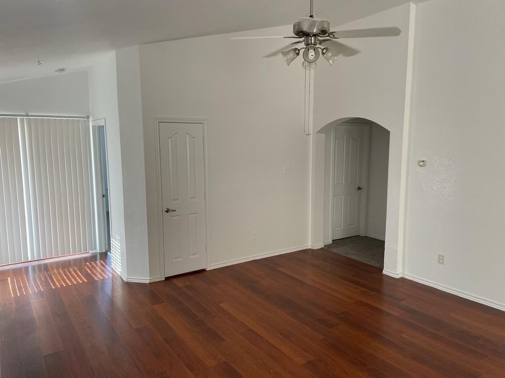 6324 Geneva Ln - Photo 2 of 18