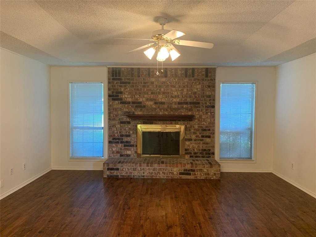 4914 Ledgestone Dr - Photo 4 of 14