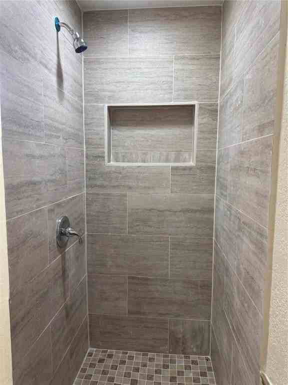 1125 N Patterson Dr - Photo 4 of 7