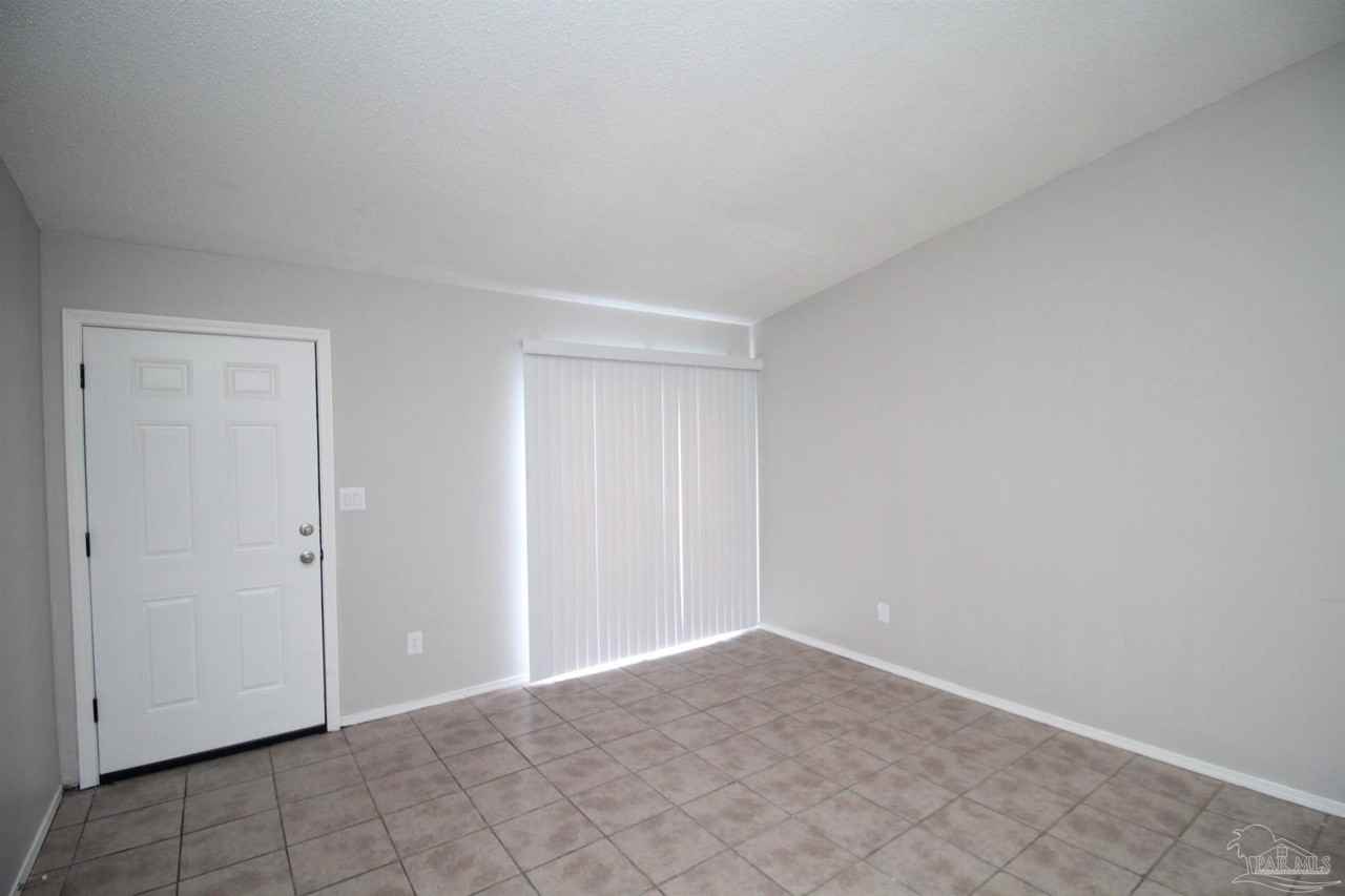 6810 Tiki Lane #4 - Photo 5 of 14