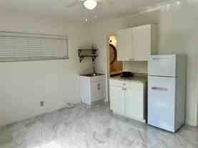 1301 Southeast 22nd Avenue #4 - Photo 1 of 1