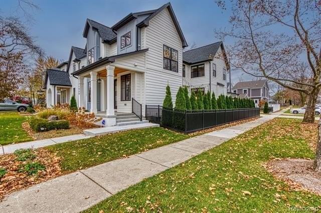 1989 Webster St - Photo 2 of 50