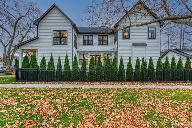 1989 Webster St - Photo 3 of 50