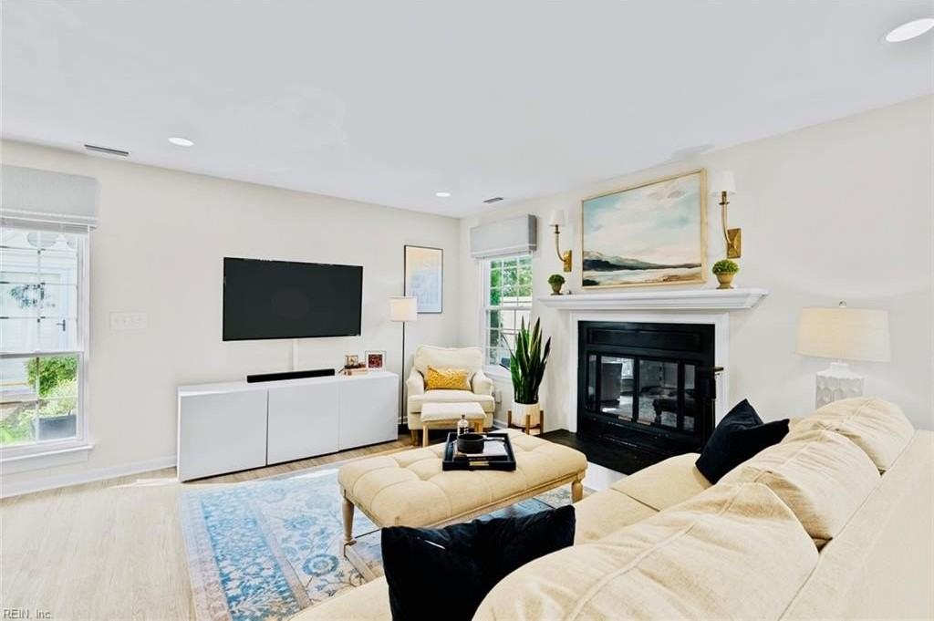 2314 Cornick Dr - Photo 6 of 15