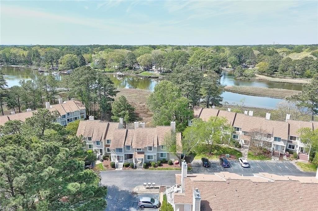 2589 Cove Point Pl - Photo 3 of 35