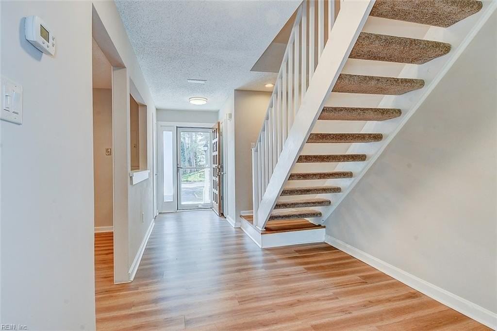 2589 Cove Point Pl - Photo 6 of 35